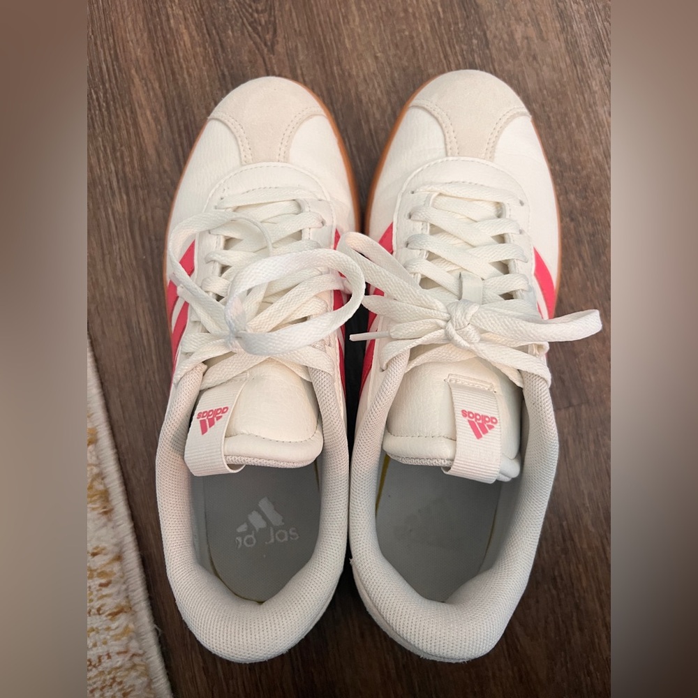Adidas Women's VL Court 3.0 Sneaker - Picture 5 of 7